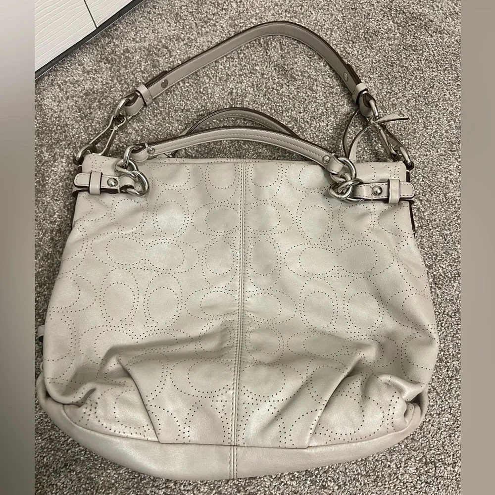 Coach A-1182 hobo purse
